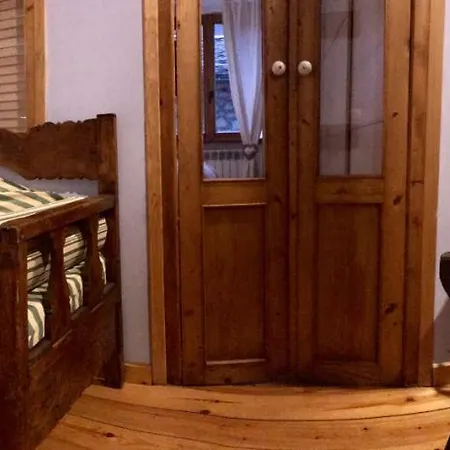 Casa Mingot Sxvi Benasque Apartamento *